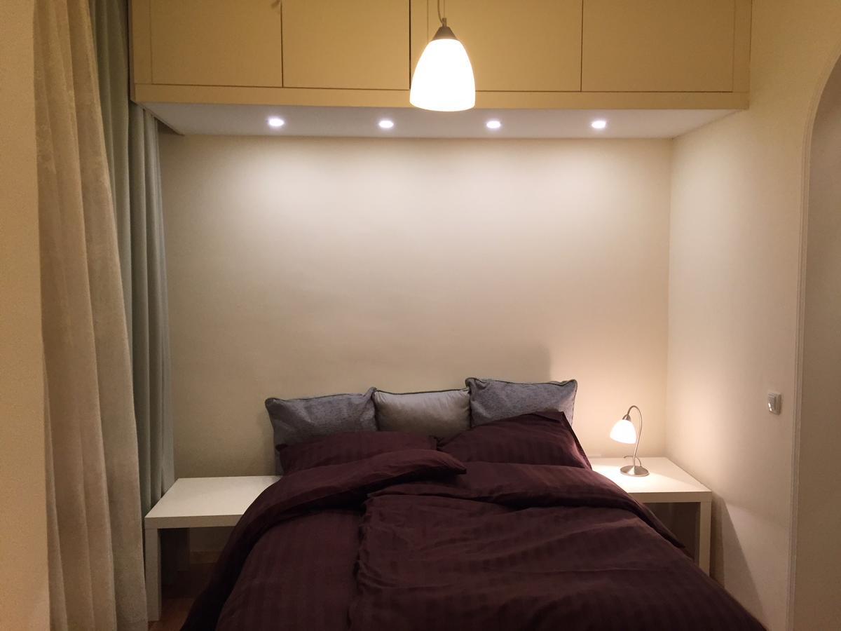 Crown Street Garden Studio Apartment Beograd Ngoại thất bức ảnh