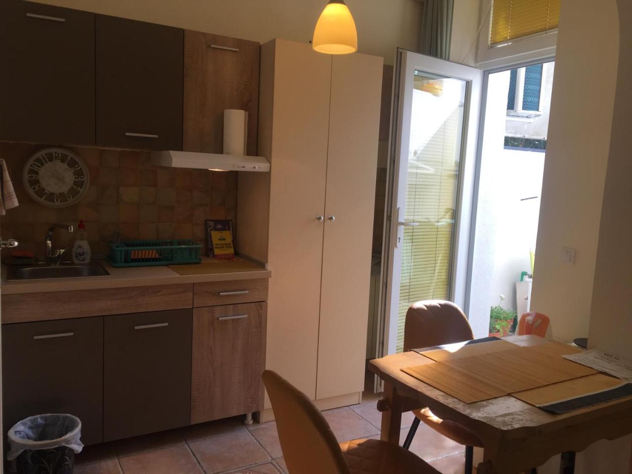 Crown Street Garden Studio Beograd Ngoại thất bức ảnh