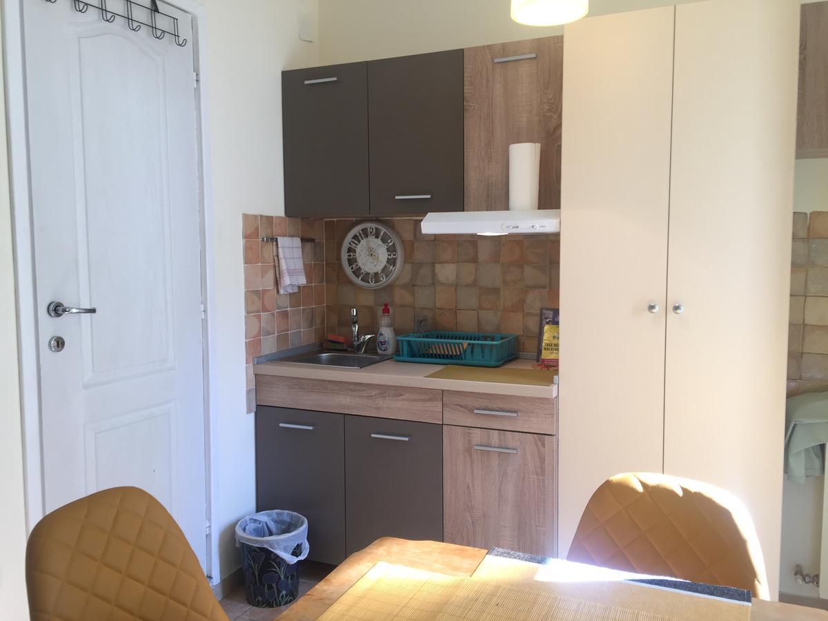 Crown Street Garden Studio Beograd Ngoại thất bức ảnh