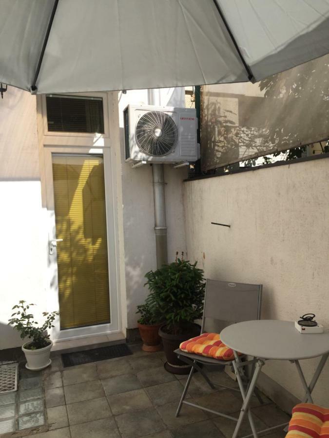 Crown Street Garden Studio Beograd Ngoại thất bức ảnh